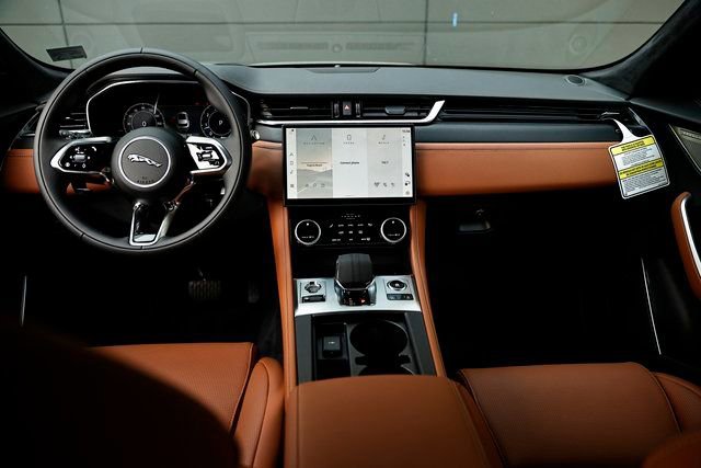 New 2026 Jaguar F-PACE R-Dynamic S image 28