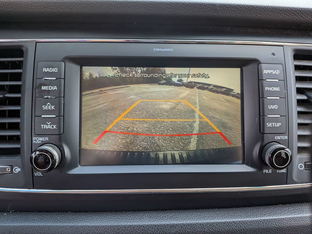 Used 2017 Kia Sedona LX w/ LX Essentials Premium Package FWD image 28