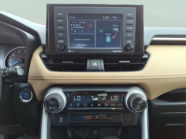 Used 2021 Toyota RAV4 XLE AWD/4WD image 18
