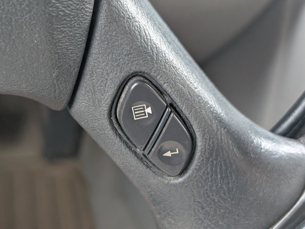 Used 2003 GMC Sierra 1500 SLT w/ Professional Package RWD image 15