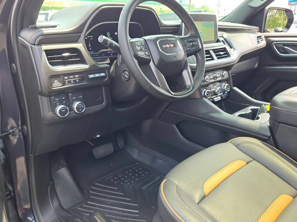 Certified 2023 GMC Yukon AT4 w/ AT4 Premium Package AWD/4WD image 28