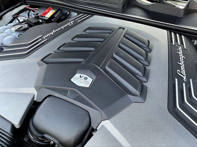 Used 2023 Lamborghini Urus Performante AWD/4WD image 30