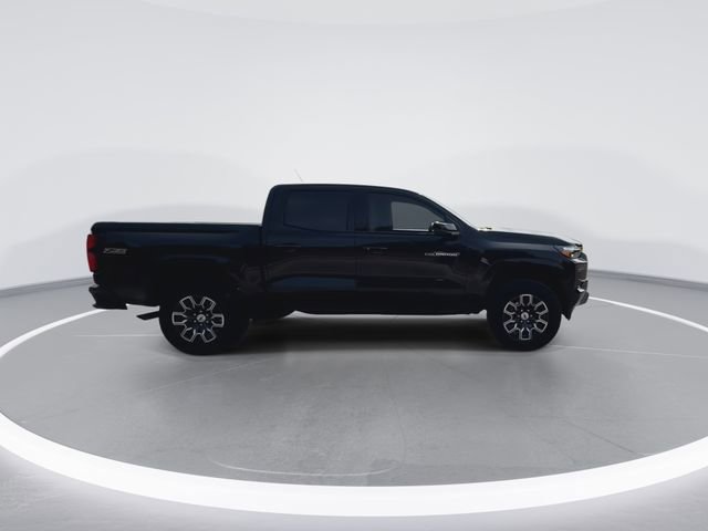 Used 2026 Chevrolet Colorado Z71 w/ Technology Package AWD/4WD image 13
