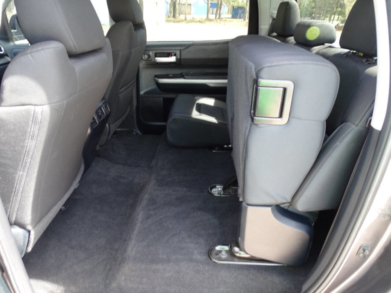 Used 2017 Toyota Tundra SR5 image 34