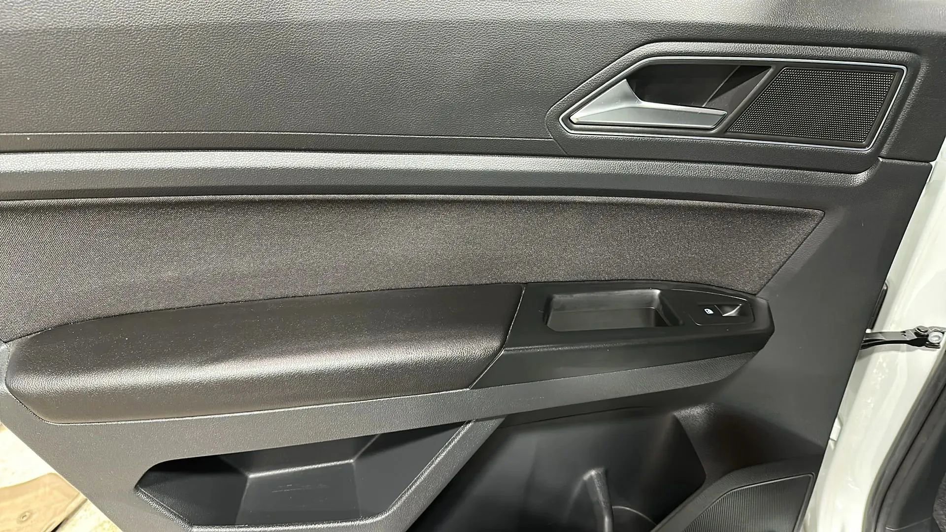 Used 2019 Volkswagen Atlas S FWD image 12