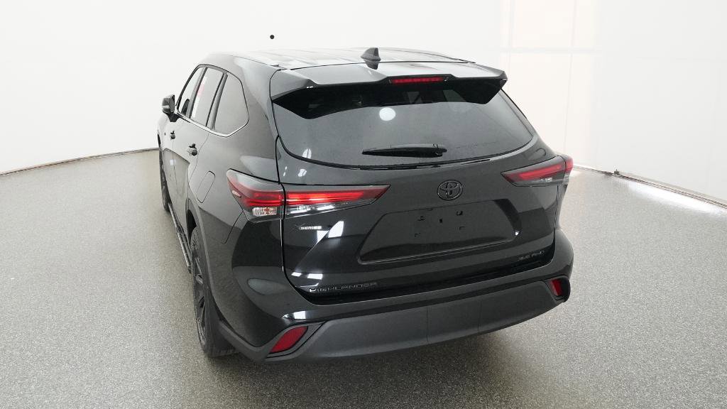 New 2026 Toyota Highlander XLE image 9