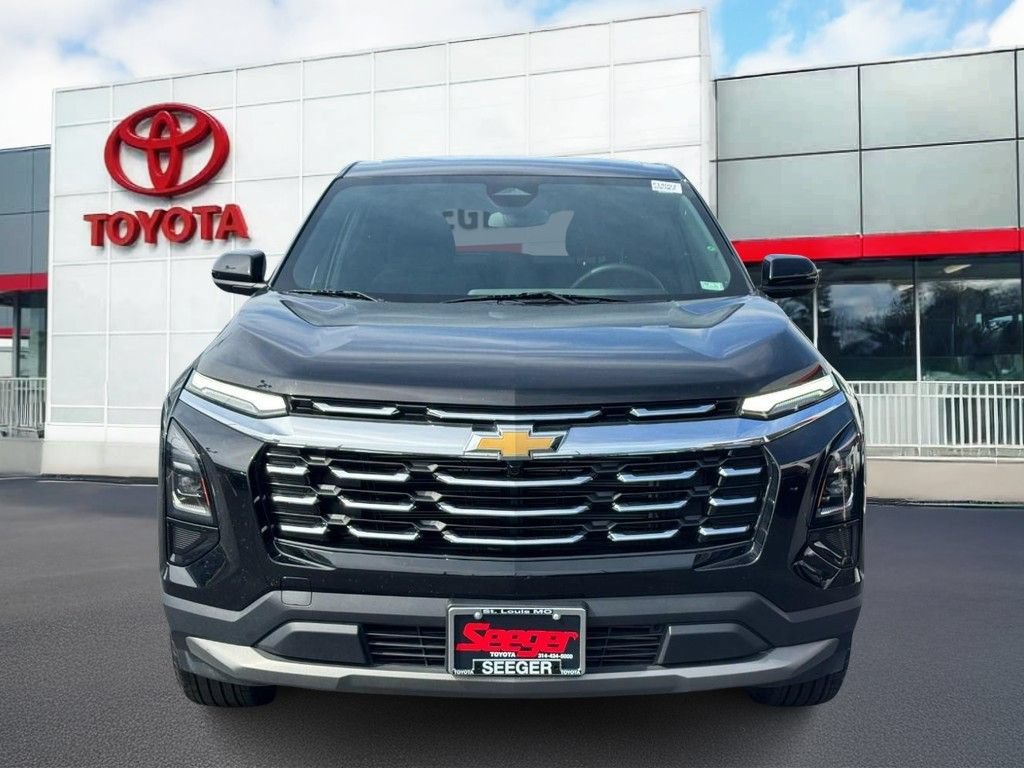 Used 2026 Chevrolet Equinox LT AWD/4WD image 11