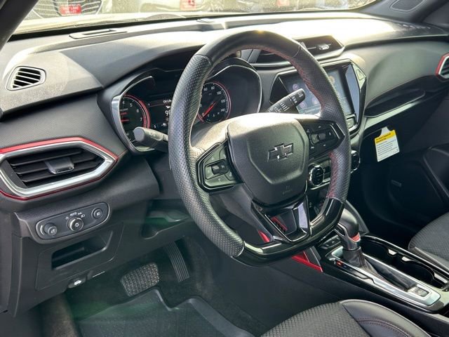 Certified 2022 Chevrolet TrailBlazer RS w/ Technology Package image 22