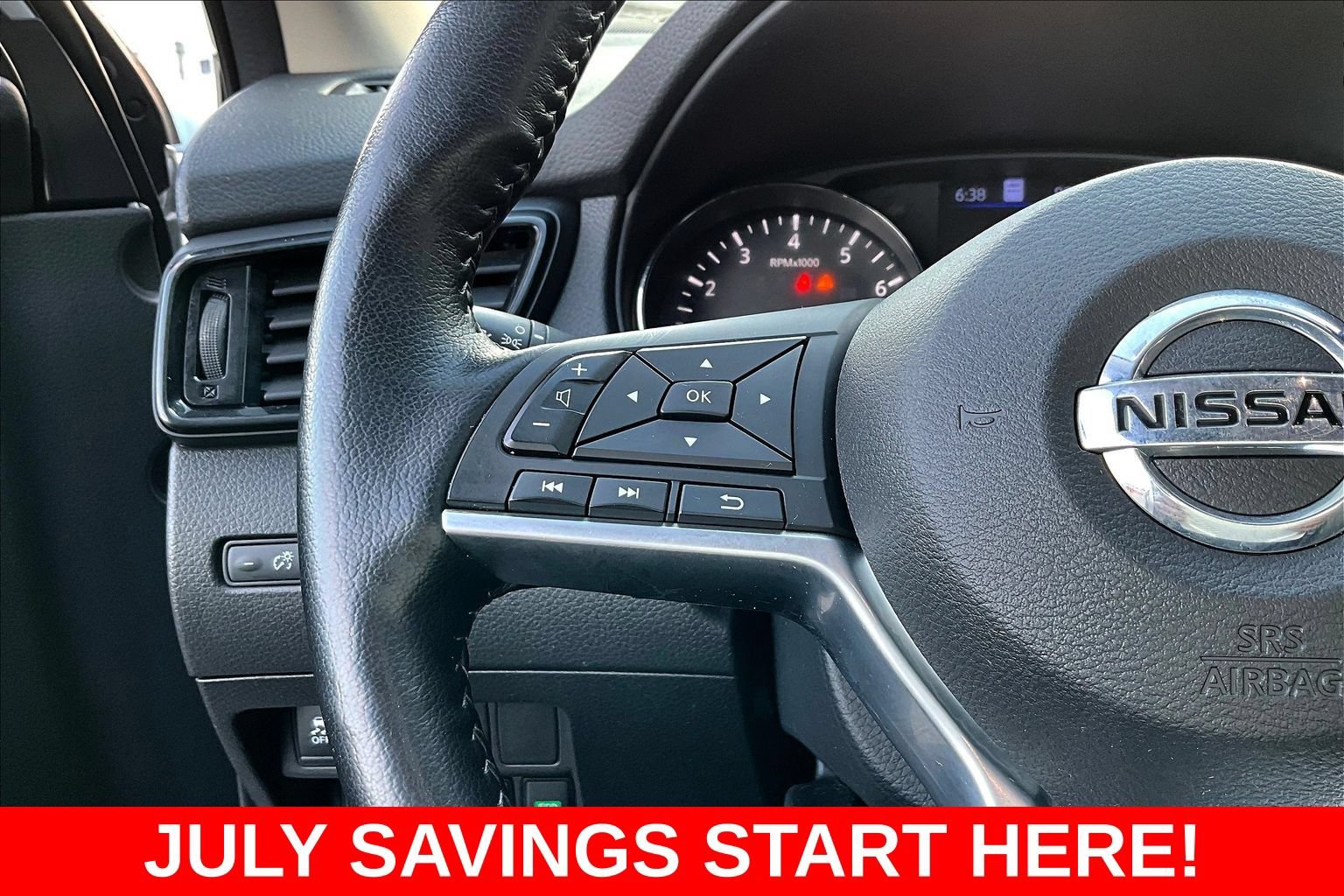 Used 2022 Nissan Rogue Sport SL AWD/4WD image 15