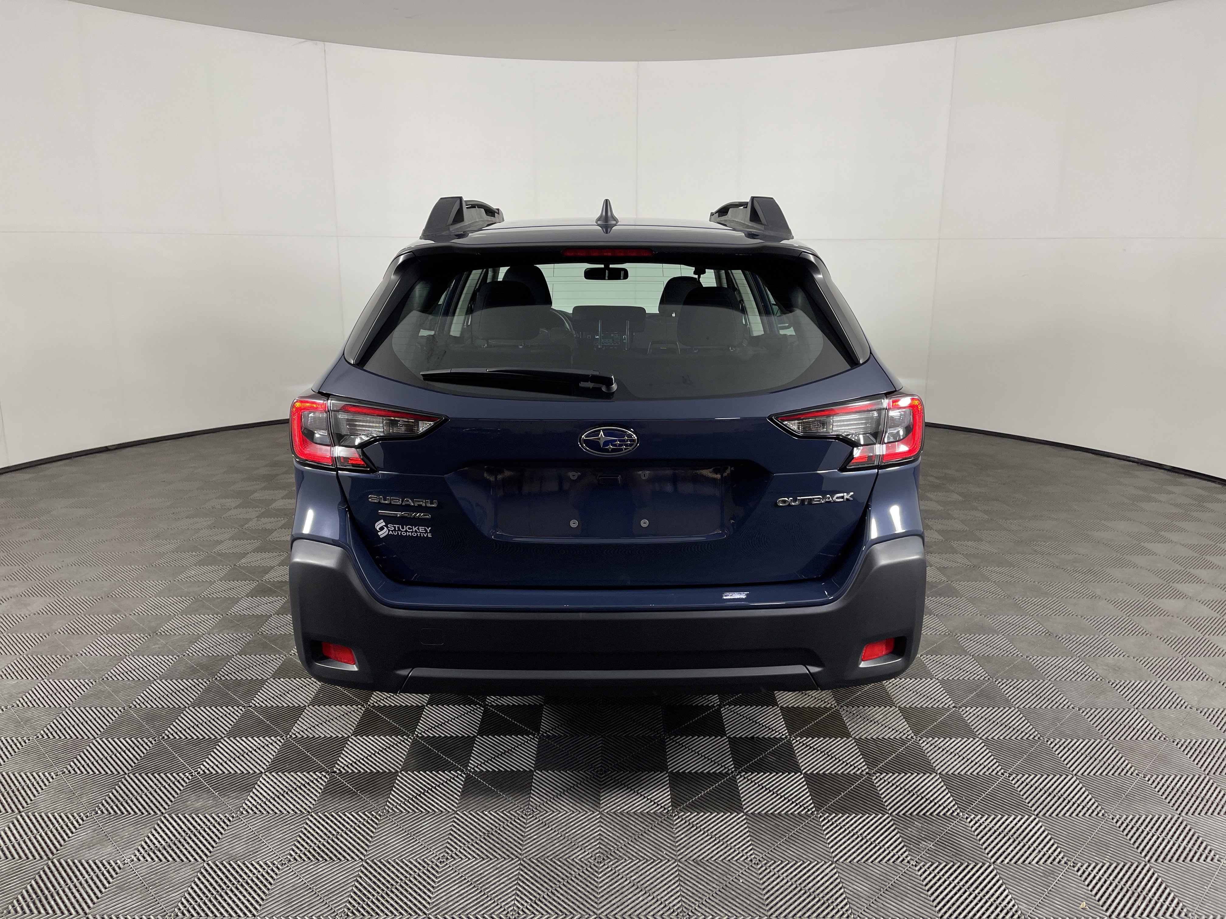 Used 2023 Subaru Outback 2.5i image 4