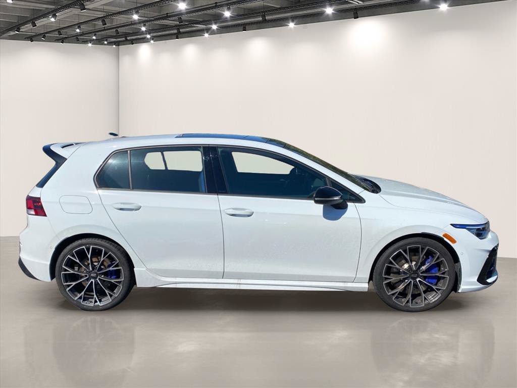 Used 2026 Volkswagen Golf AWD/4WD image 8