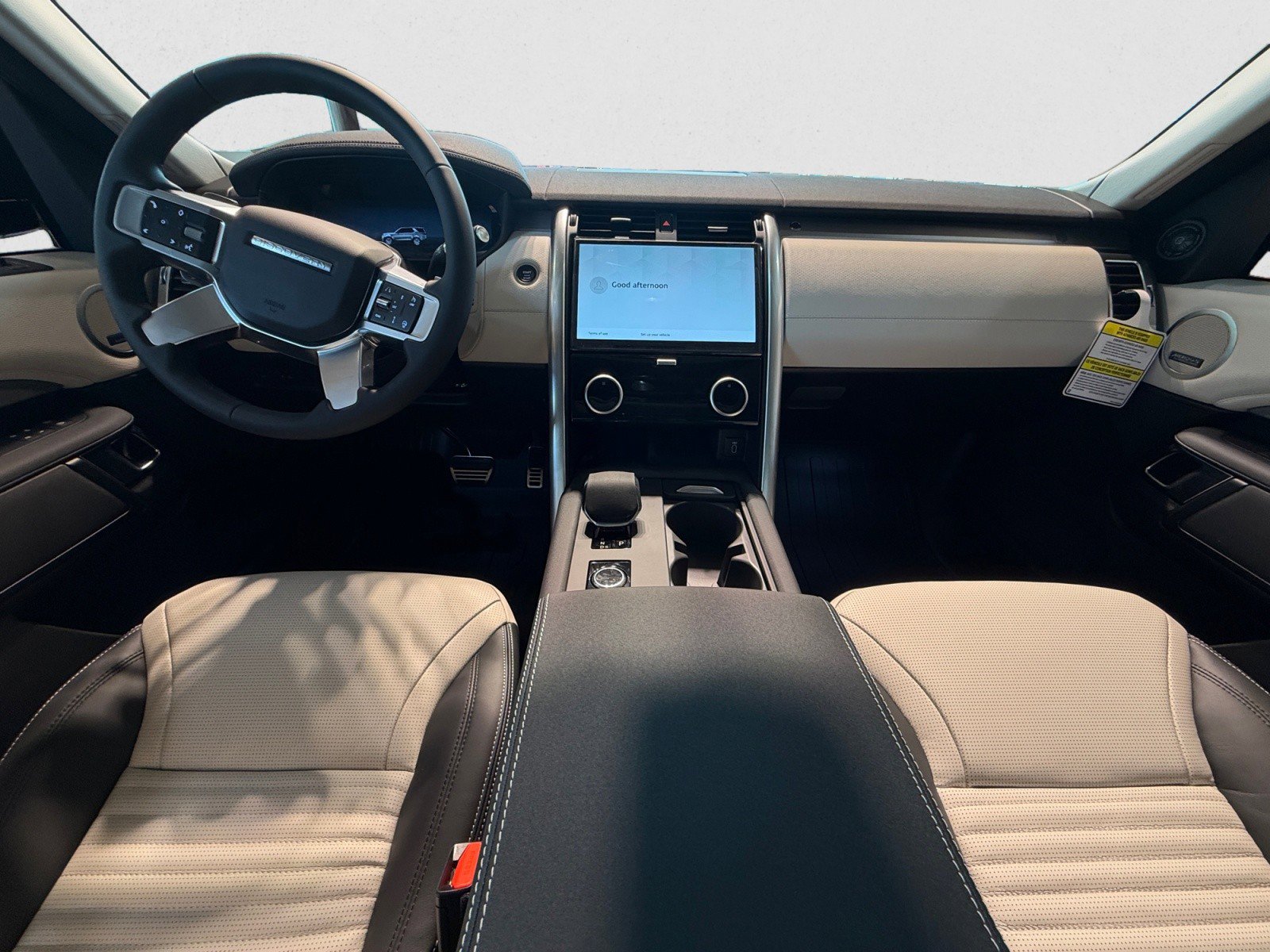 New 2026 Land Rover Discovery Limited Edition image 12