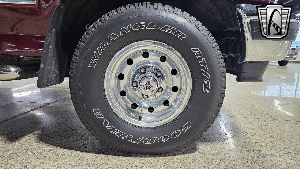 Used 1996 Ford Bronco XLT image 6
