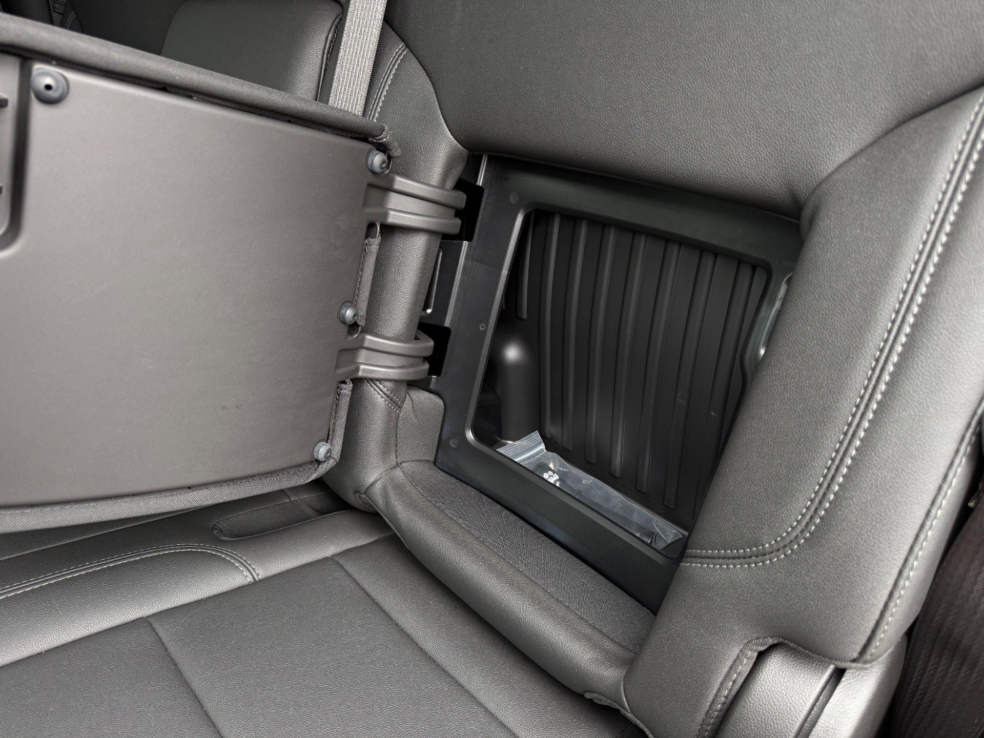 Used 2024 Chevrolet Silverado 1500 RST w/ Redline Edition image 28