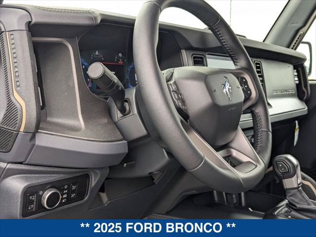 New 2025 Ford Bronco Badlands AWD/4WD image 11