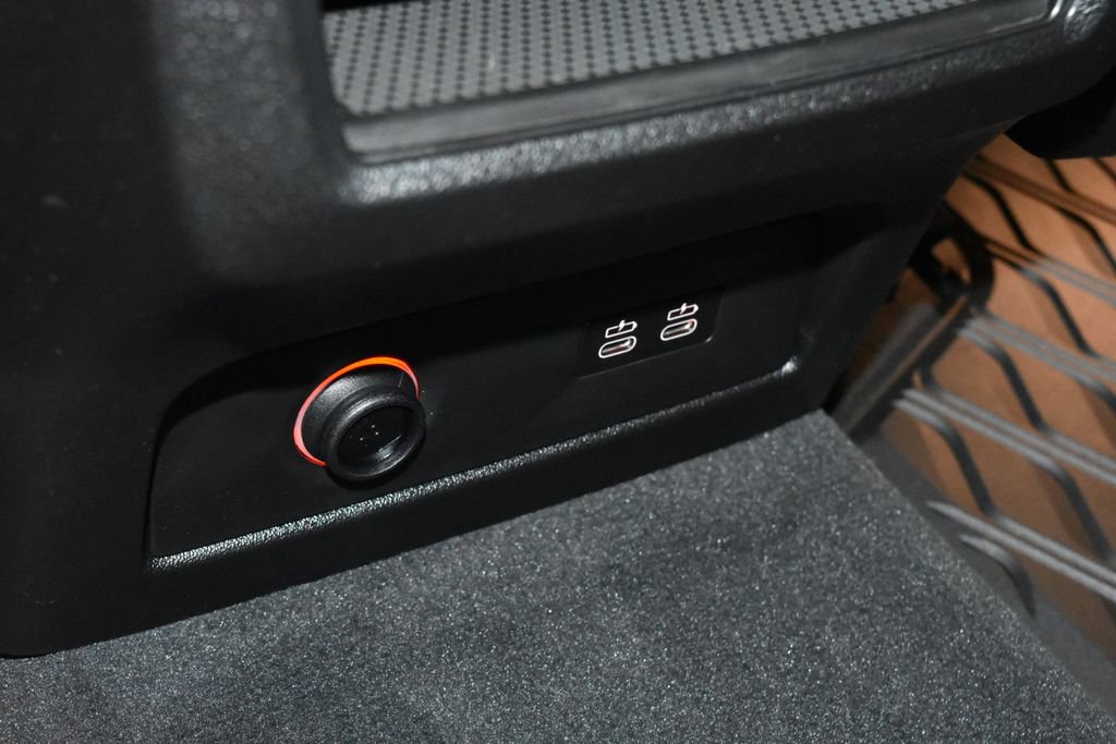 Certified 2025 BMW X5 M60i AWD/4WD image 22