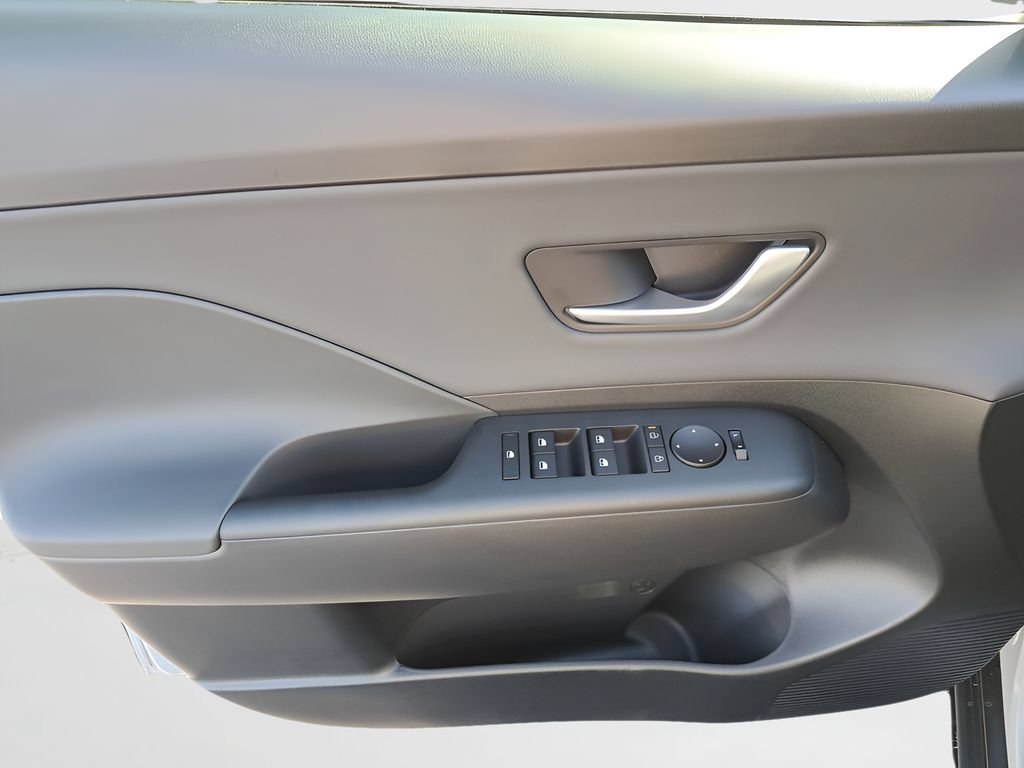 New 2026 Hyundai Kona SEL Premium AWD/4WD image 13
