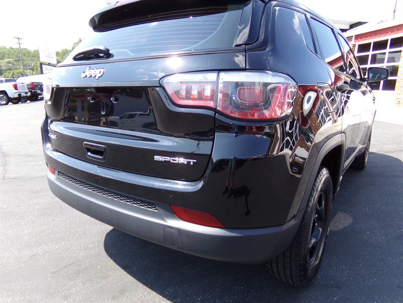 Used 2020 Jeep Compass Sport AWD/4WD image 7