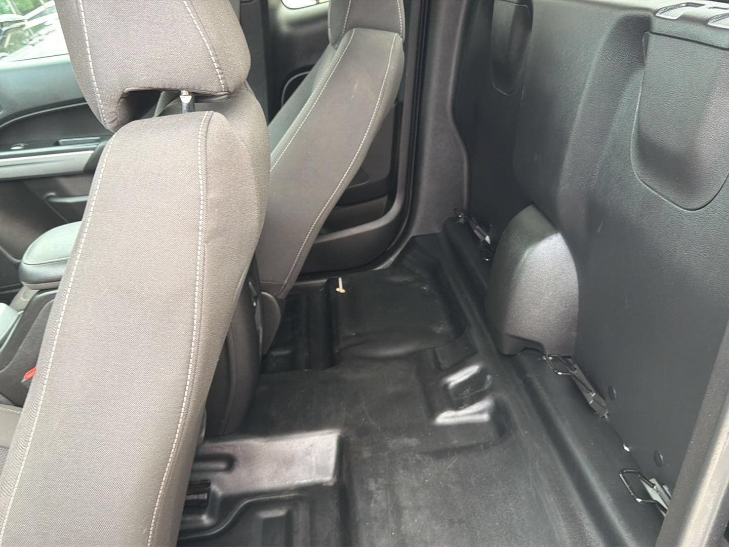 Used 2022 Chevrolet Colorado LT w/ Fleet Safety Package RWD image 20