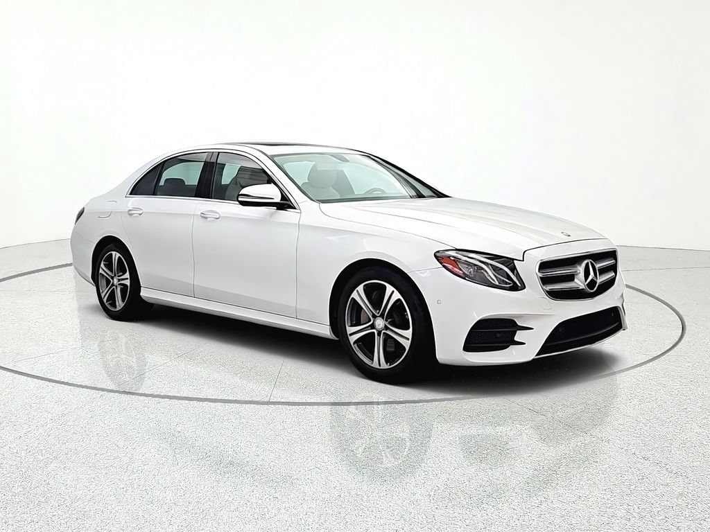 Used 2017 Mercedes-Benz E 300 4MATIC image 8