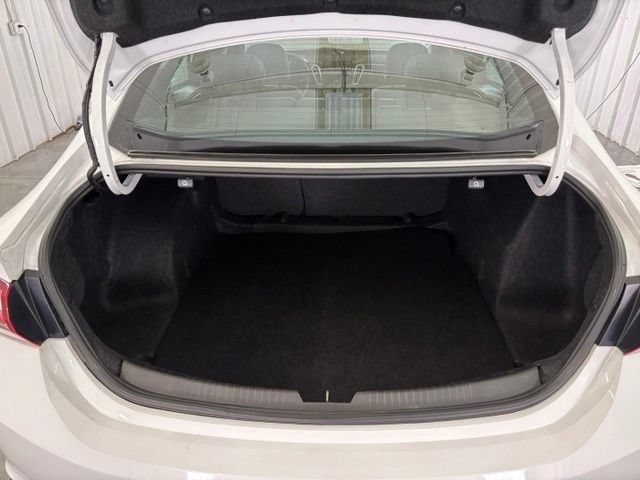 Used 2021 Chevrolet Malibu LT FWD image 12