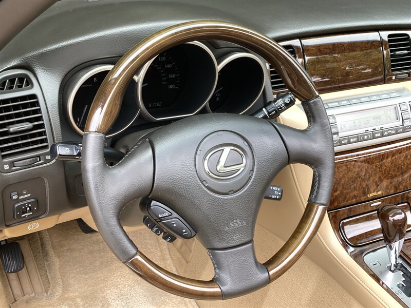 Used 2006 Lexus SC 430 Convertible RWD image 20