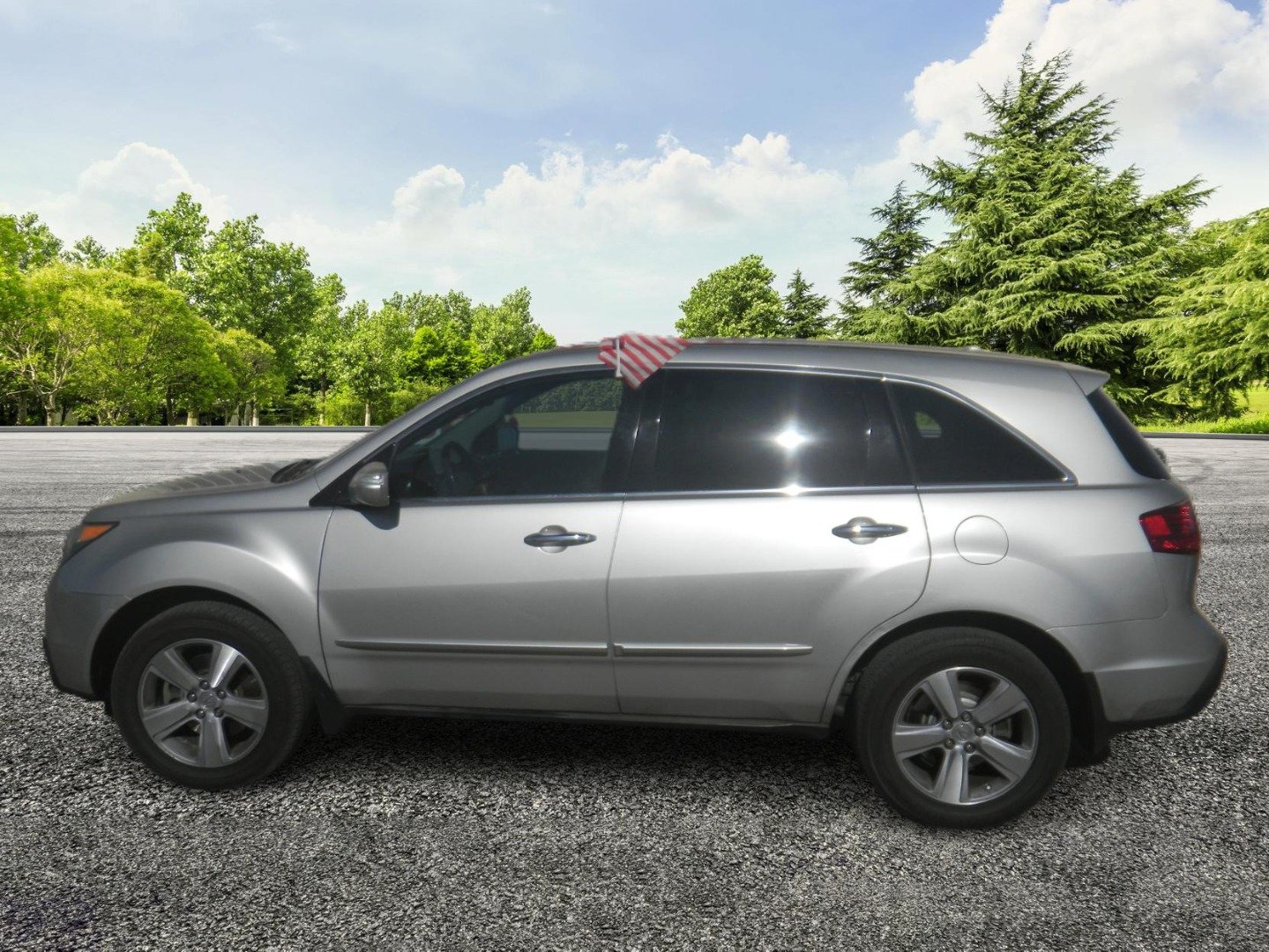 Used 2011 Acura MDX w/ Technology Package AWD/4WD image 2