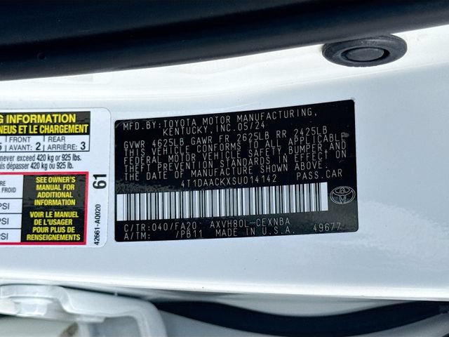 Used 2025 Toyota Camry LE FWD image 33