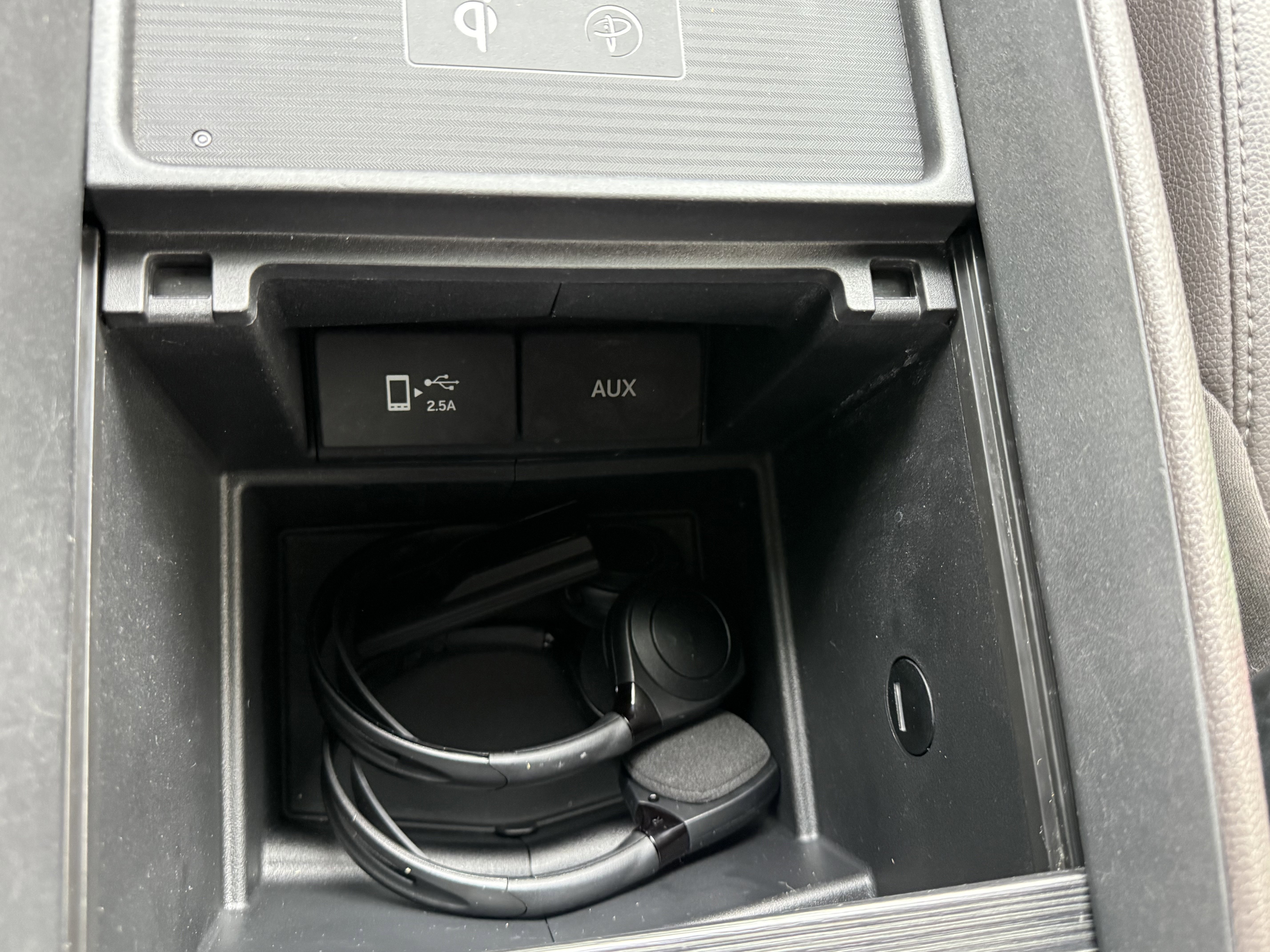 Used 2018 Honda Odyssey Elite image 42