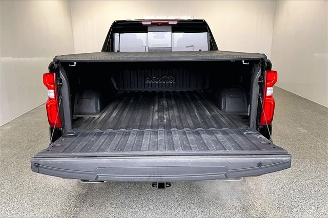 Used 2022 Chevrolet Silverado 1500 High Country w/ Max Trailering Package image 7