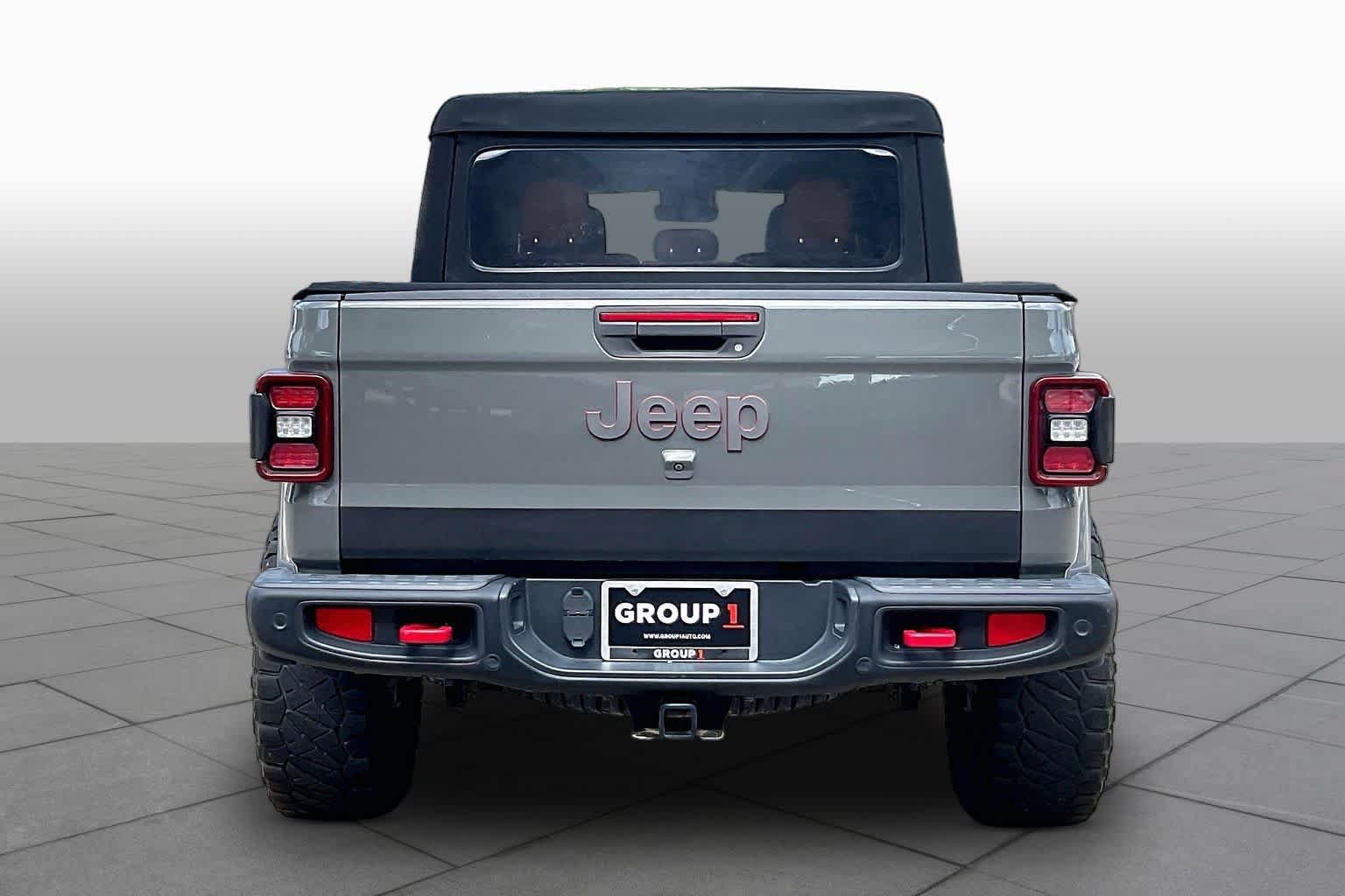 Used 2020 Jeep Gladiator Rubicon AWD/4WD image 5