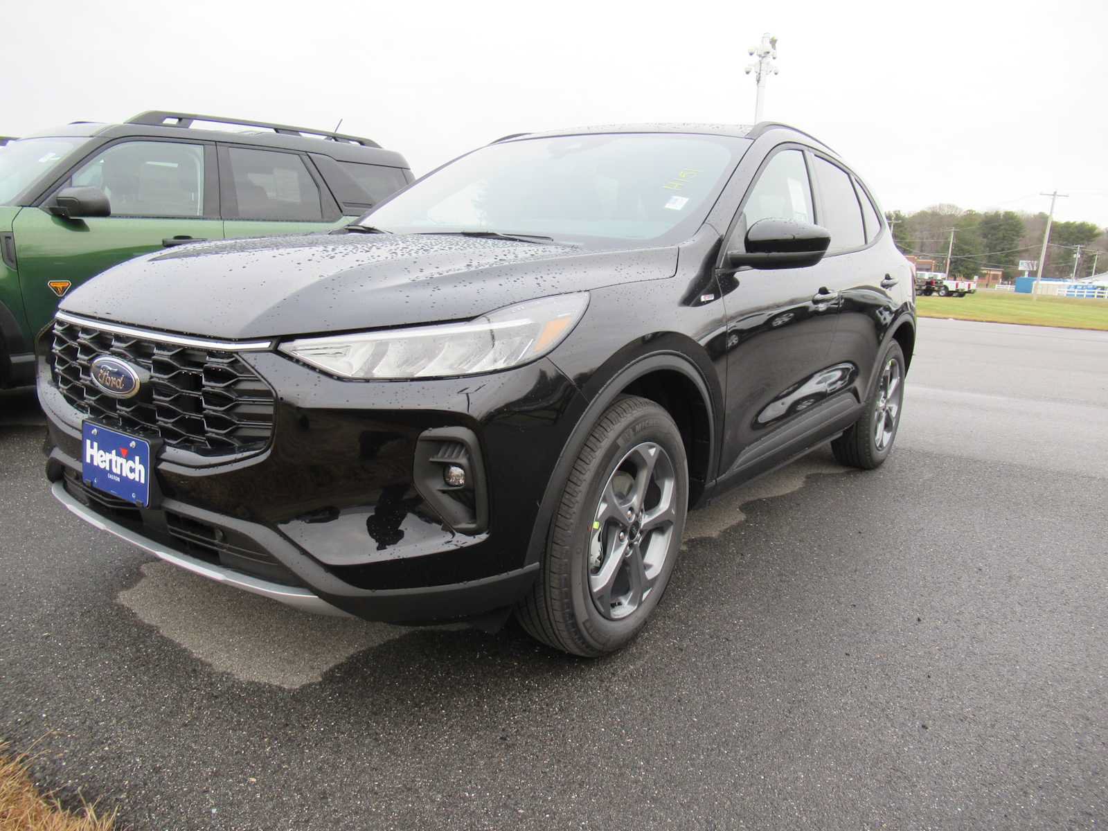New 2025 Ford Escape ST-Line Select w/ Tech Pack #1