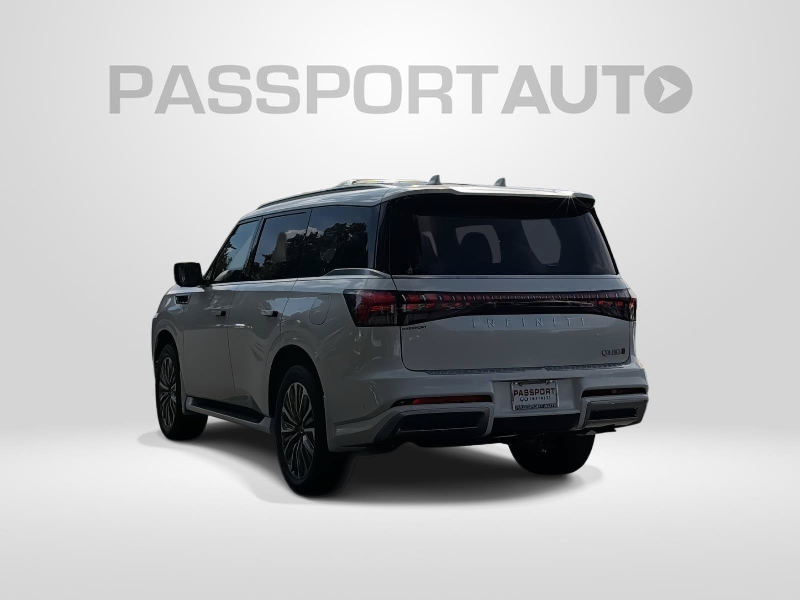 New 2027 INFINITI QX80 Luxe w/ Exterior Package AWD/4WD image 4