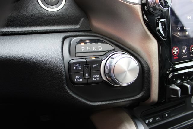 Used 2019 RAM 1500 Laramie AWD/4WD image 23