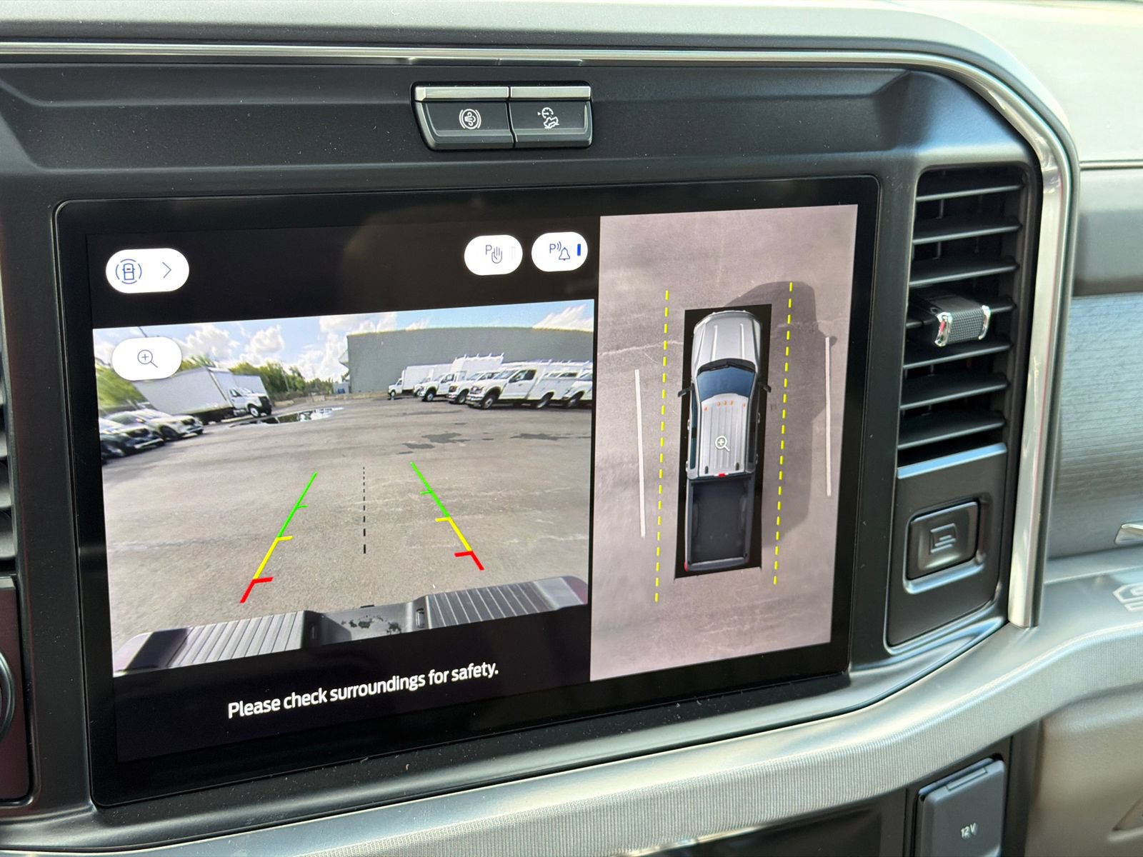 New 2026 Ford F350 Platinum w/ Platinum Plus Package AWD/4WD image 27