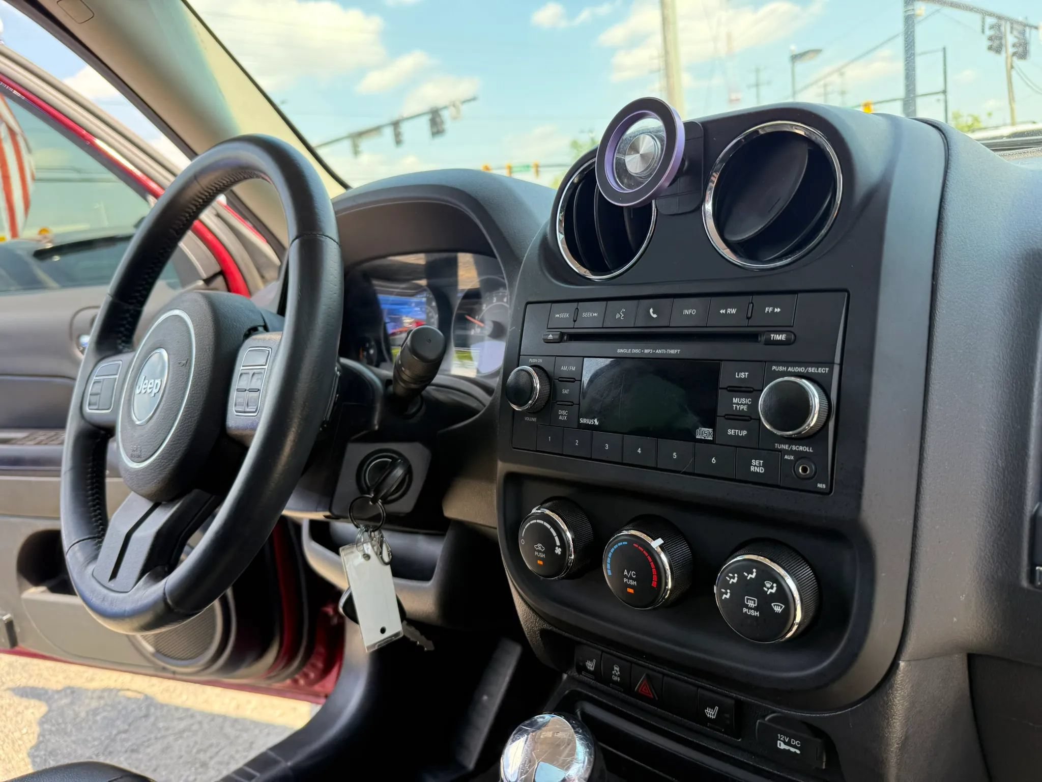 Used 2016 Jeep Patriot High Altitude AWD/4WD image 23
