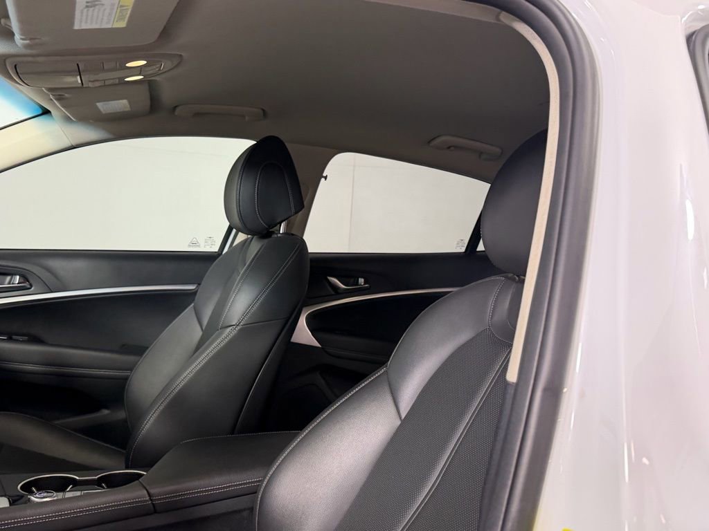 Used 2022 Genesis G70 2.0T image 23