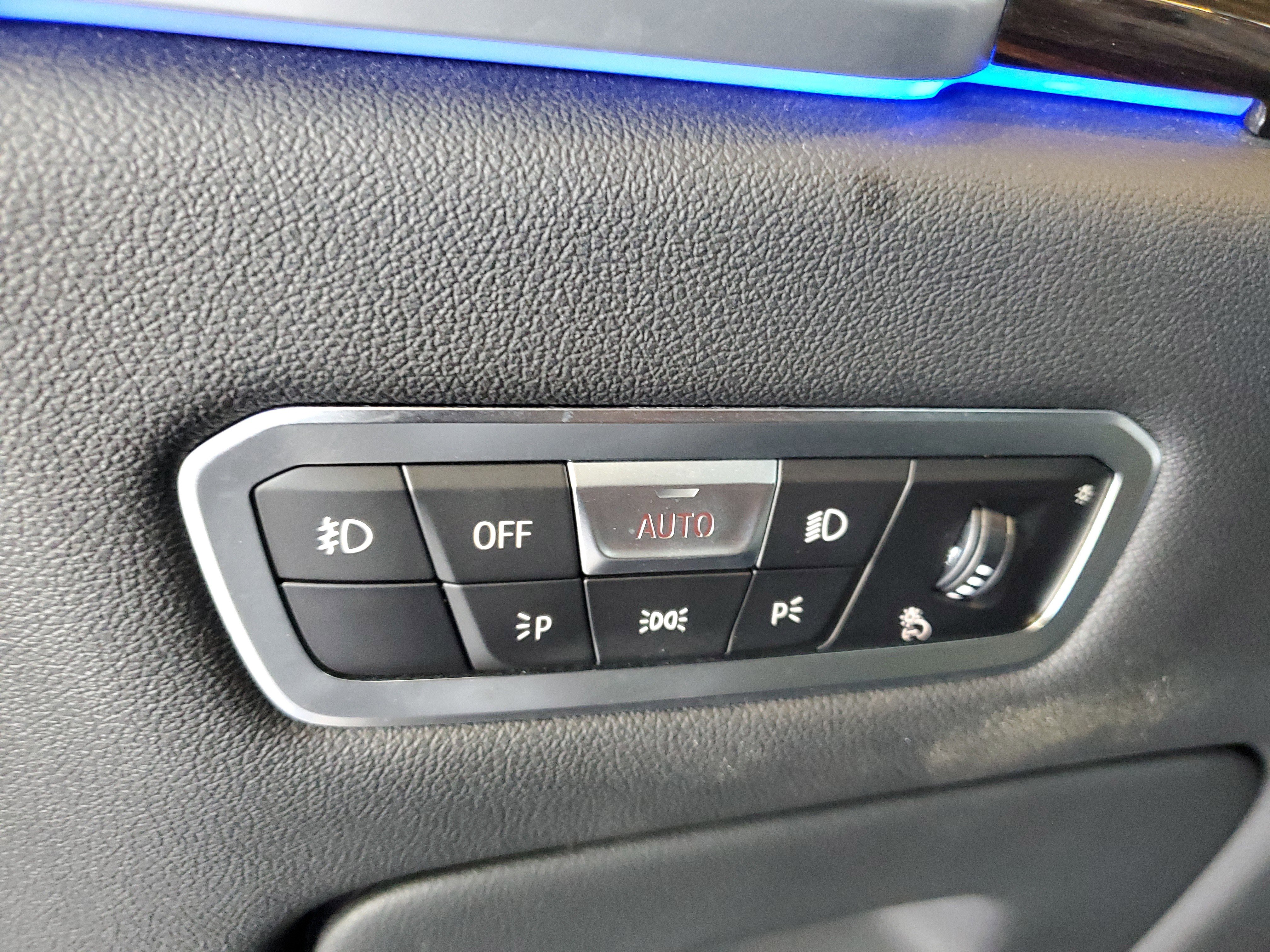 Used 2020 BMW X5 sDrive40i w/ M Sport Package RWD image 22