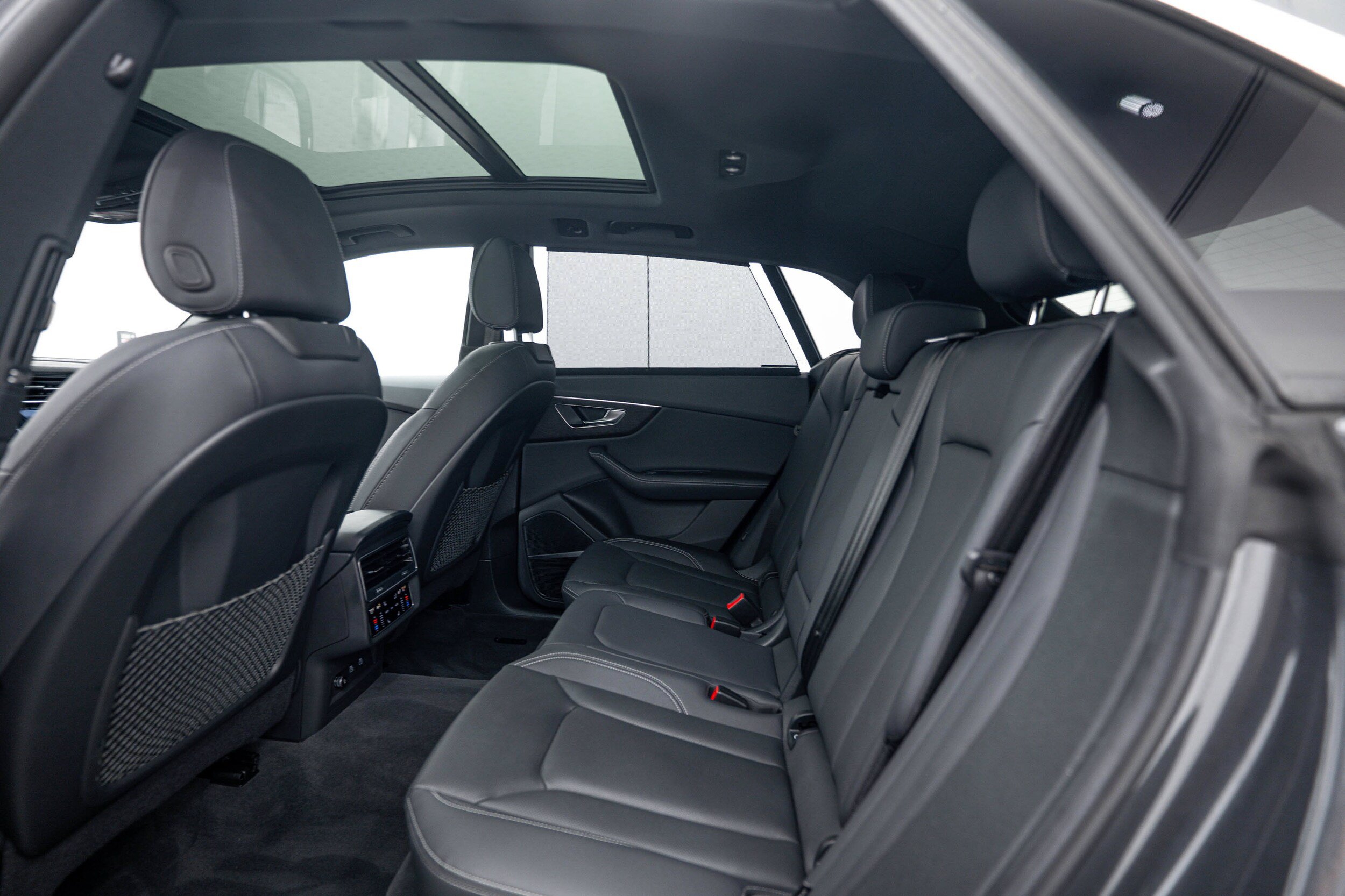 Certified 2023 Audi Q8 Premium Plus w/ Premium Plus Package AWD/4WD image 18