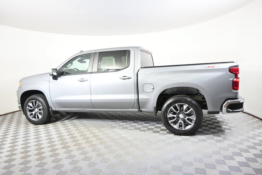 Used 2023 Chevrolet Silverado 1500 LT AWD/4WD image 3