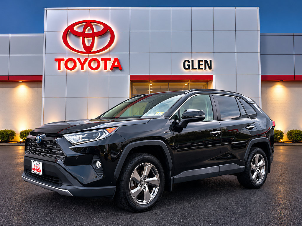 Used 2019 Toyota RAV4 Limited w/ Carpet Mat Package AWD/4WD image 3