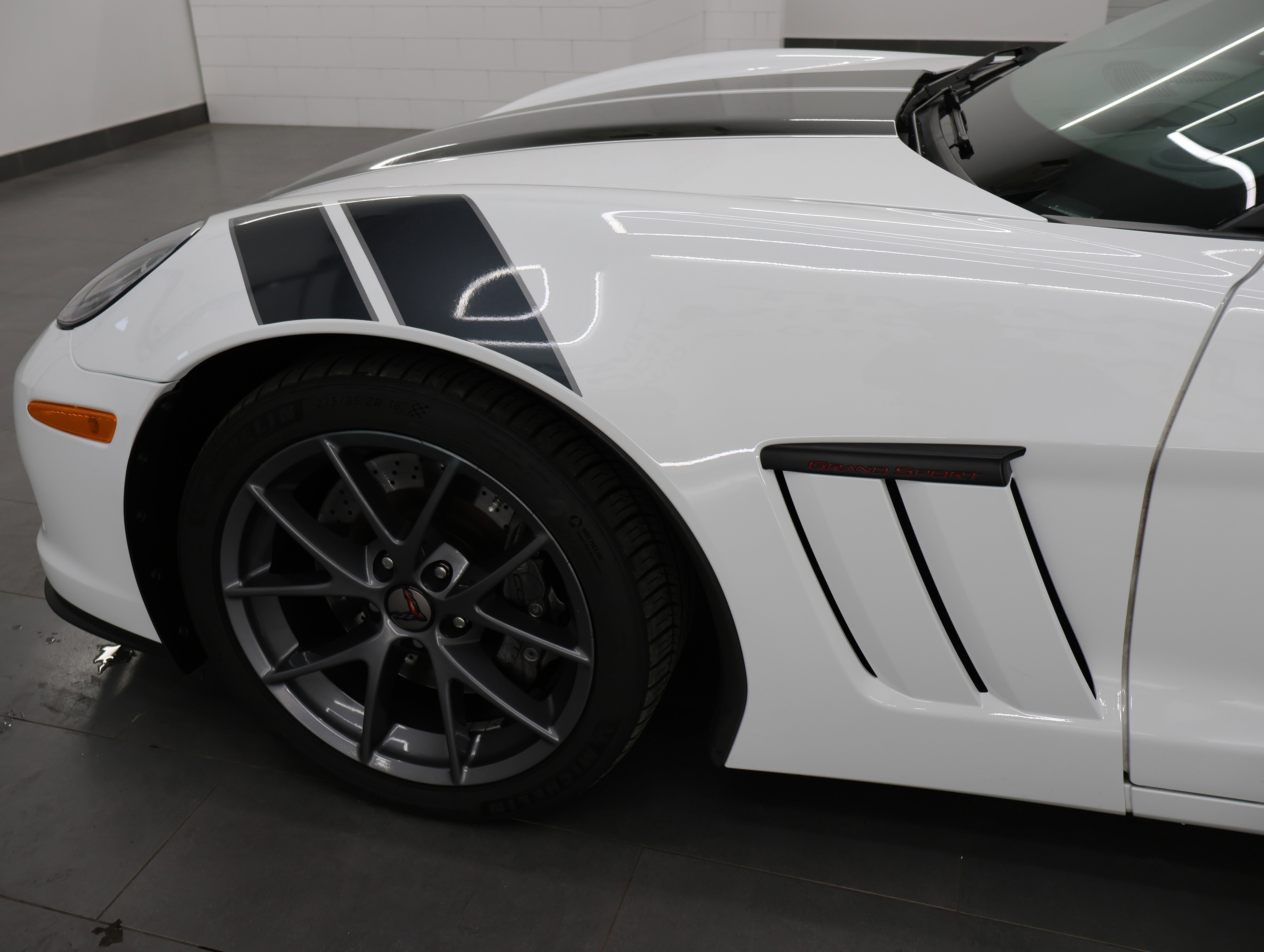 Used 2013 Chevrolet Corvette Grand Sport w/ 4LT Preferred Equipment Group RWD image 75