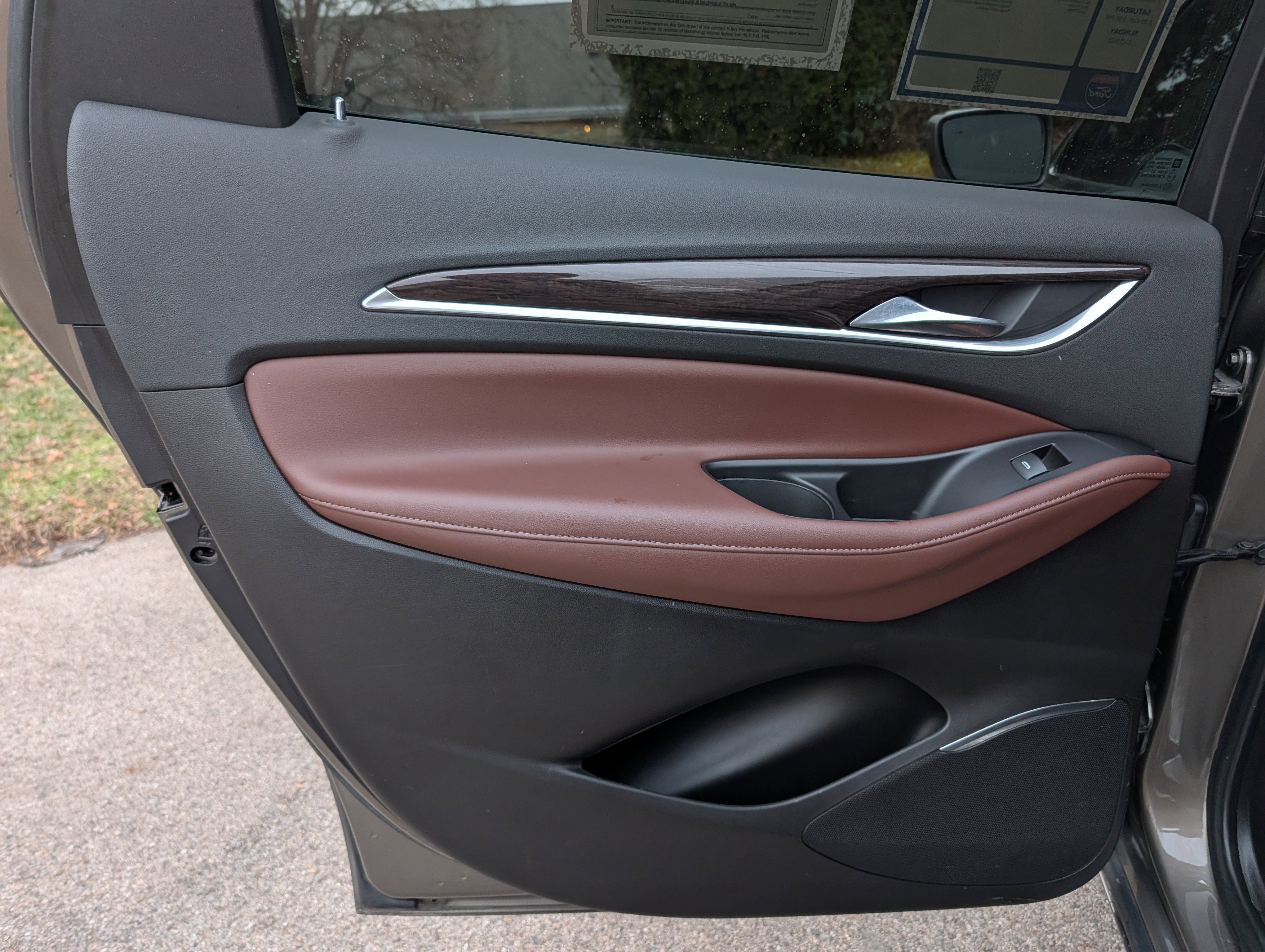 Used 2020 Buick Enclave Avenir w/ Avenir Technology Package image 37