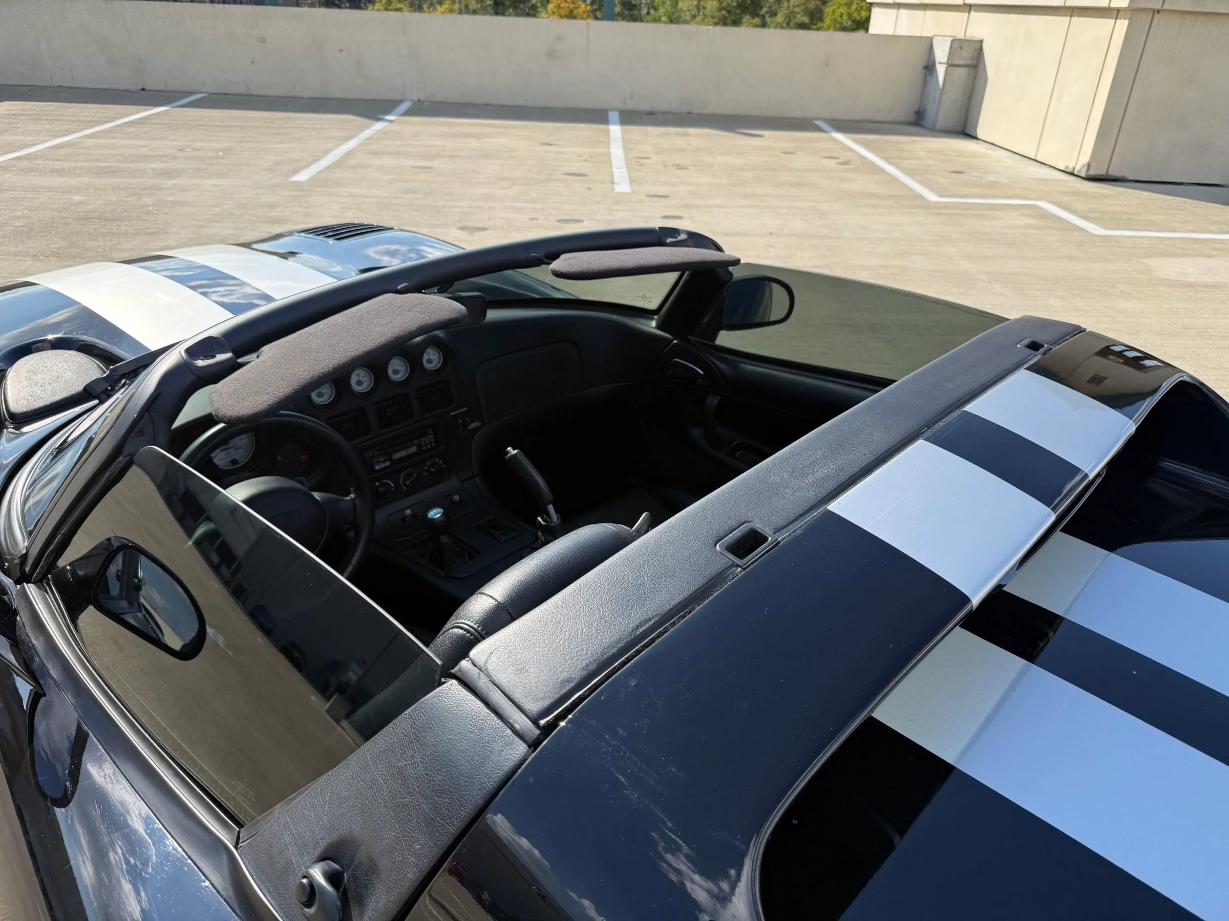 Used 2000 Dodge Viper RT/10 image 49