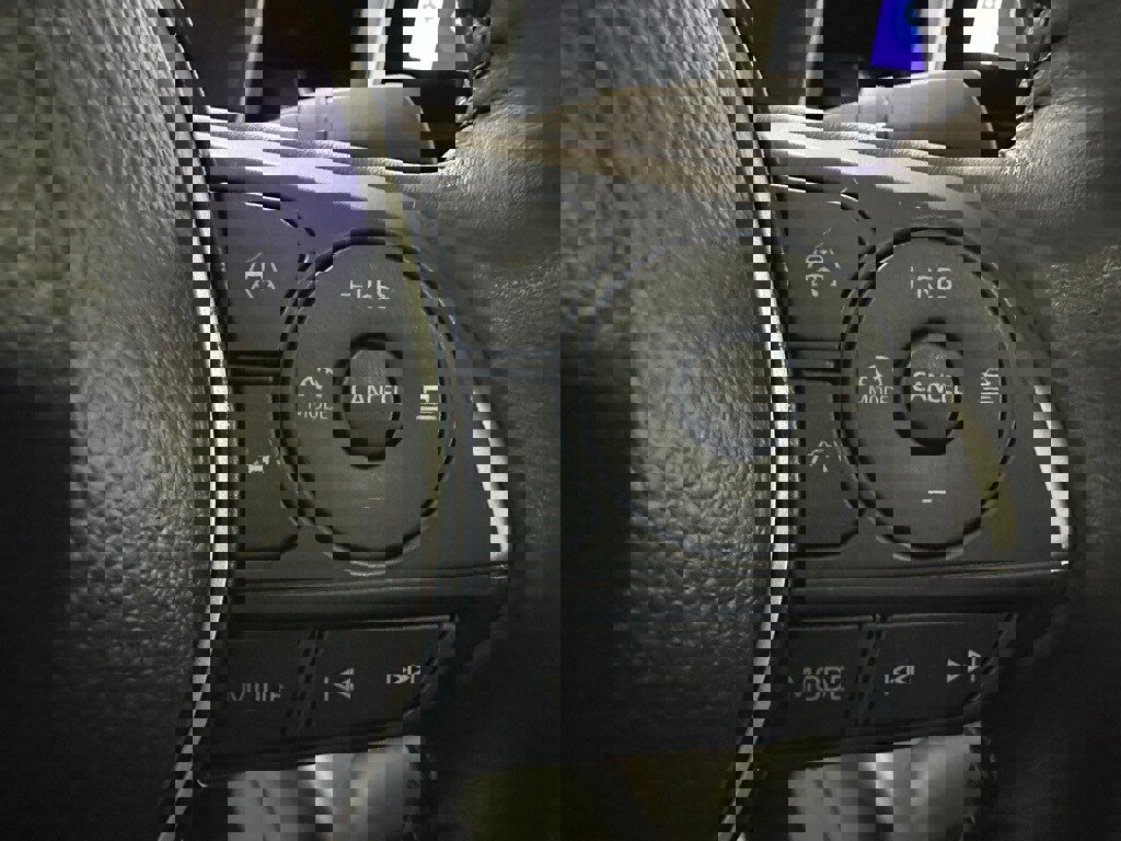 Used 2025 Toyota Corolla XSE image 20