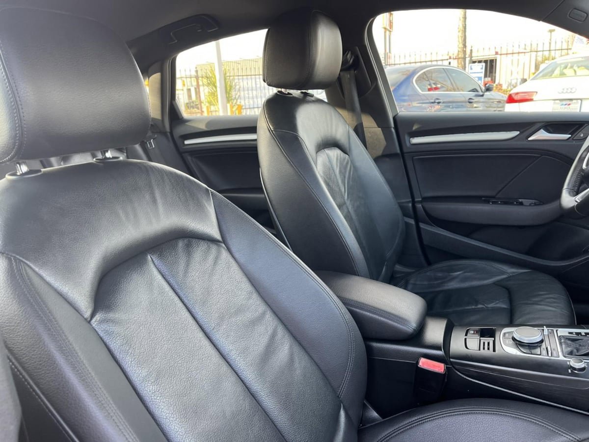 Used 2015 Audi A3 2.0T Premium image 29