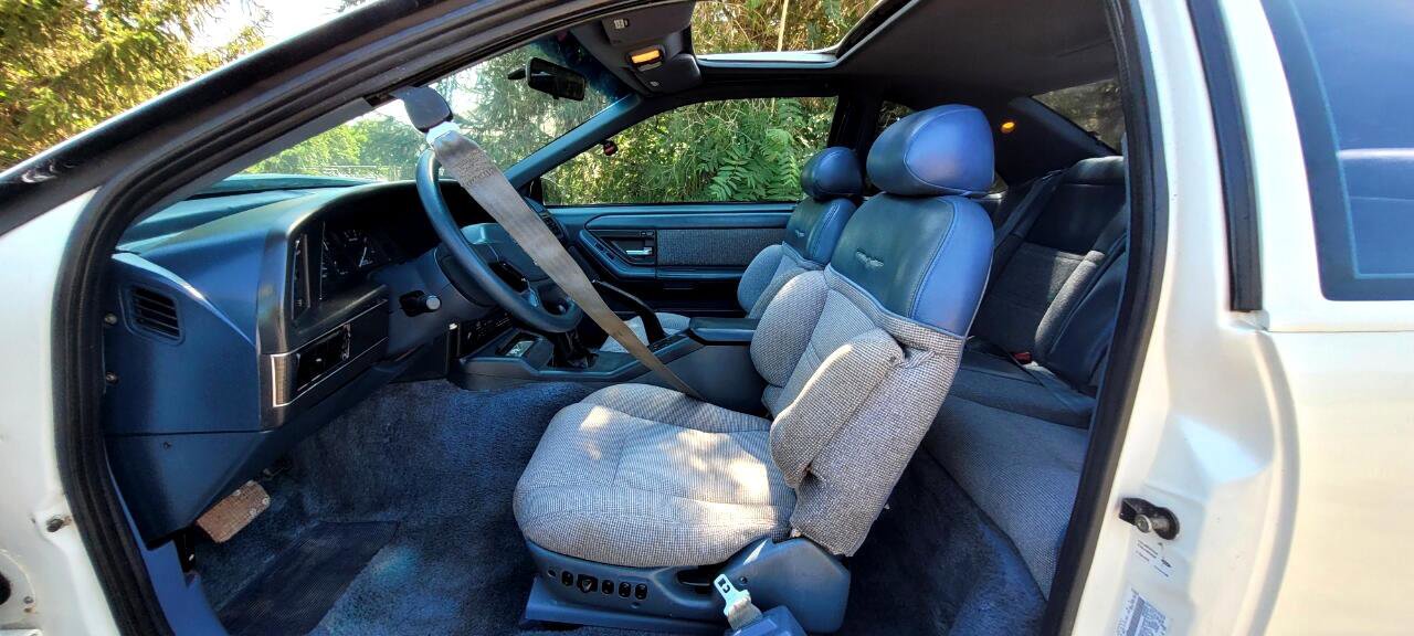 Used 1993 Ford Thunderbird Super image 20