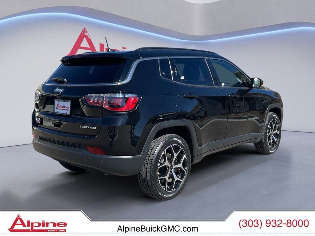 Used 2025 Jeep Compass Limited AWD/4WD image 5