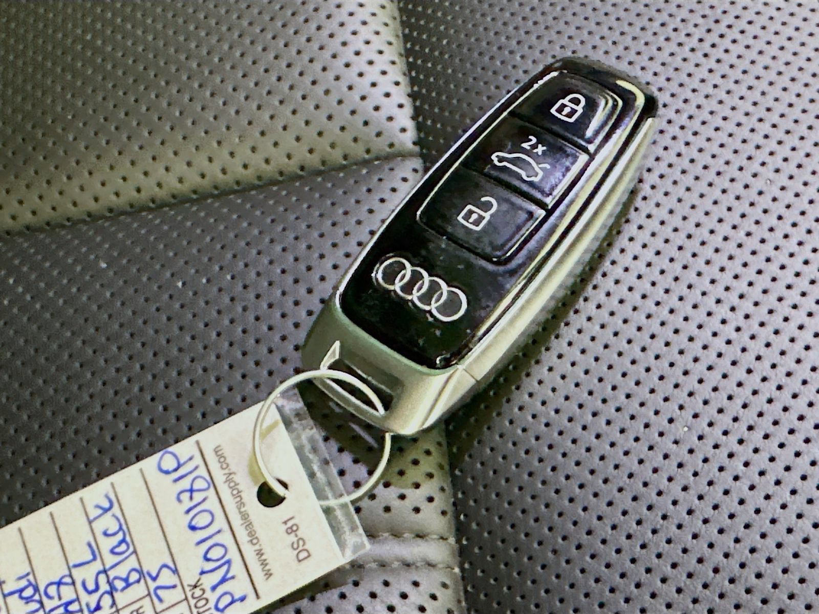 Used 2023 Audi A8 L 3.0T w/ Comfort Plus Package AWD/4WD image 47