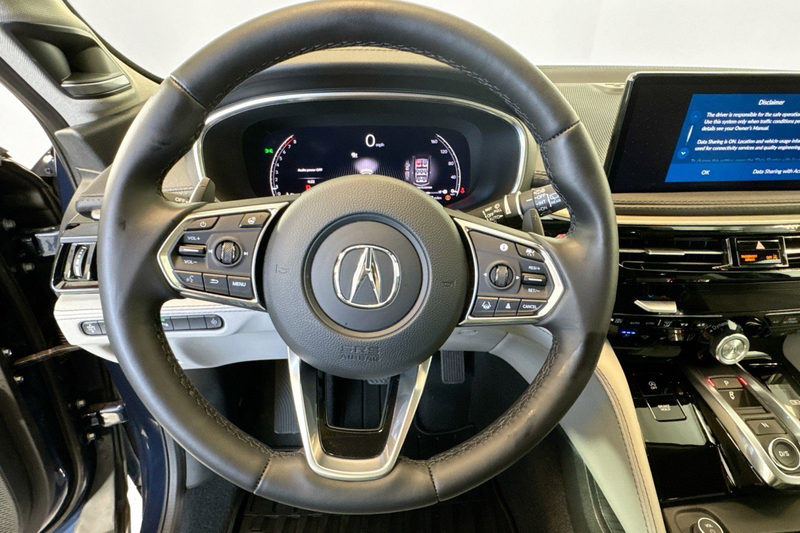 Used 2026 Acura MDX SH-AWD w/ Advance Package image 11